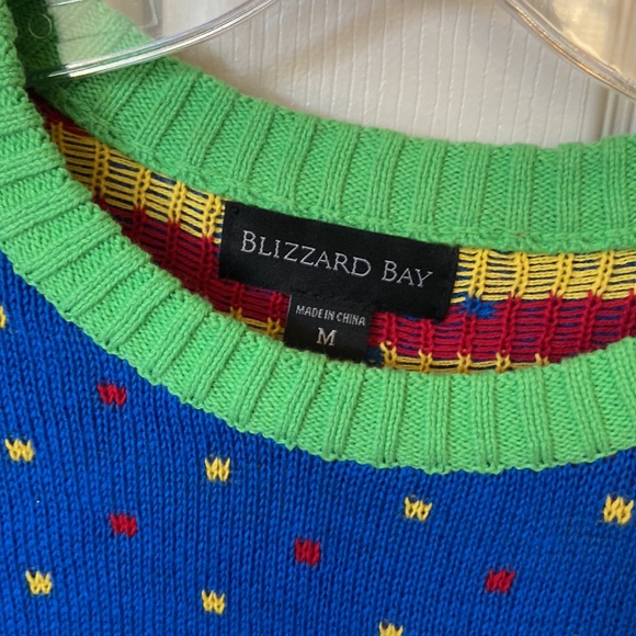 Christmas Sweater - Picture 2 of 3